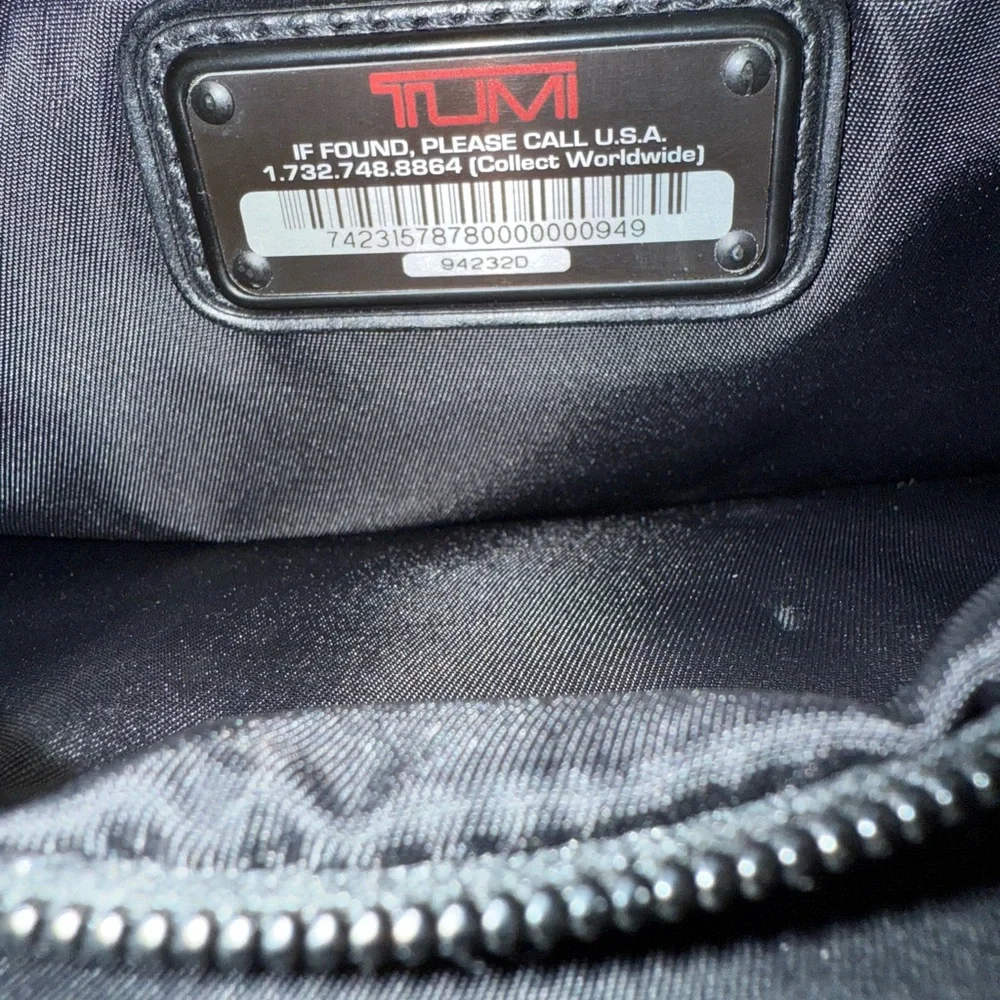 Tumi Leather‎ Briefcase Expandable Laptop Black 94232D